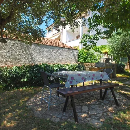 Apartment Fuer 5 Personen Ca 55 Qm In Medulin, Istrien Suedkueste Von Istrien